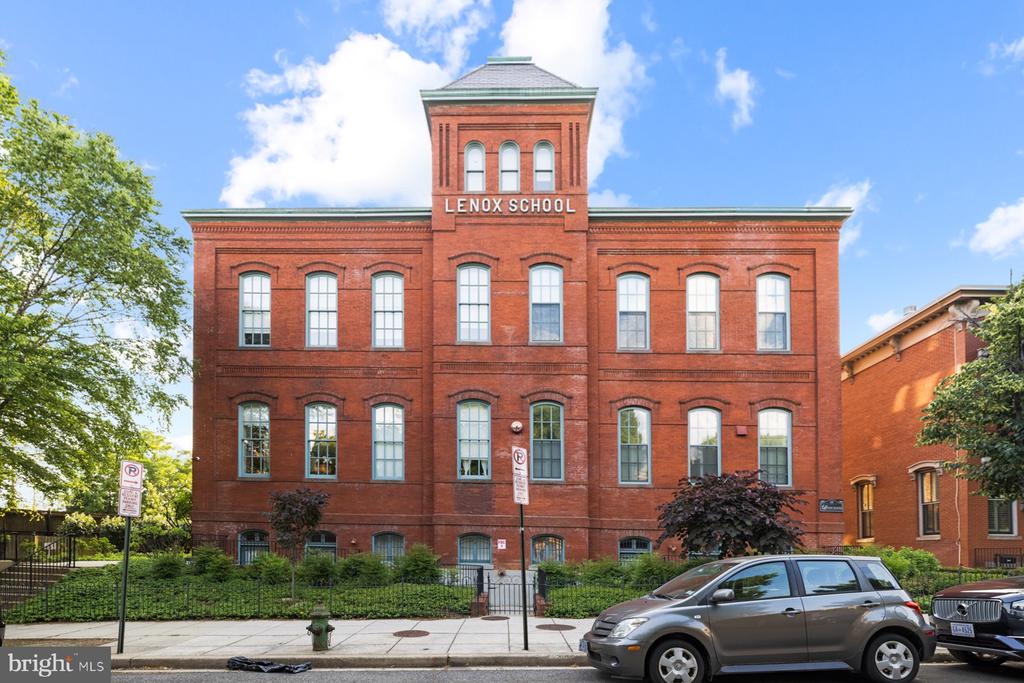 725 5TH STREET SE 23