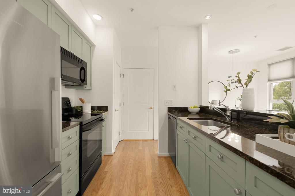 343 CEDAR STREET NW 305