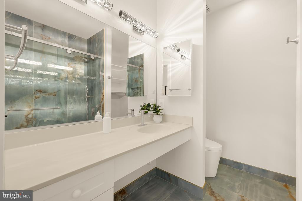 343 CEDAR STREET NW 305