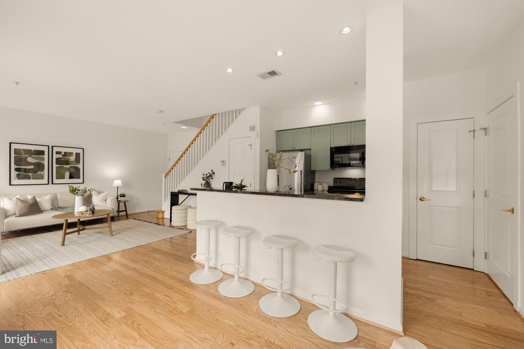 343 CEDAR STREET NW 305