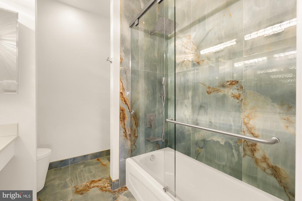 343 CEDAR STREET NW 305