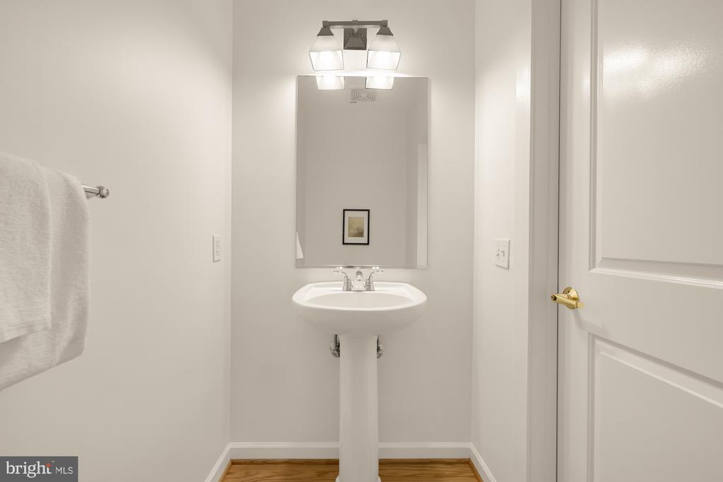 343 CEDAR STREET NW 305