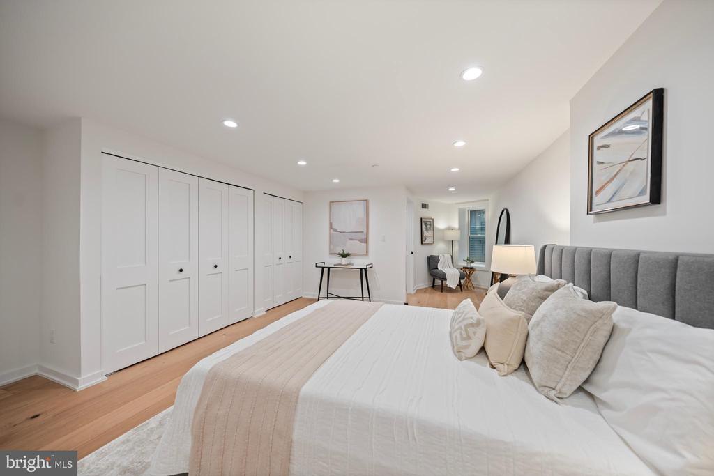 131 11TH STREET NE Unit: A