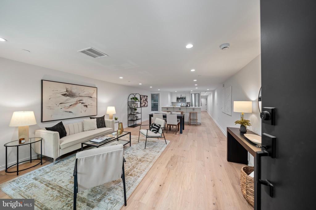 131 11TH STREET NE Unit: A