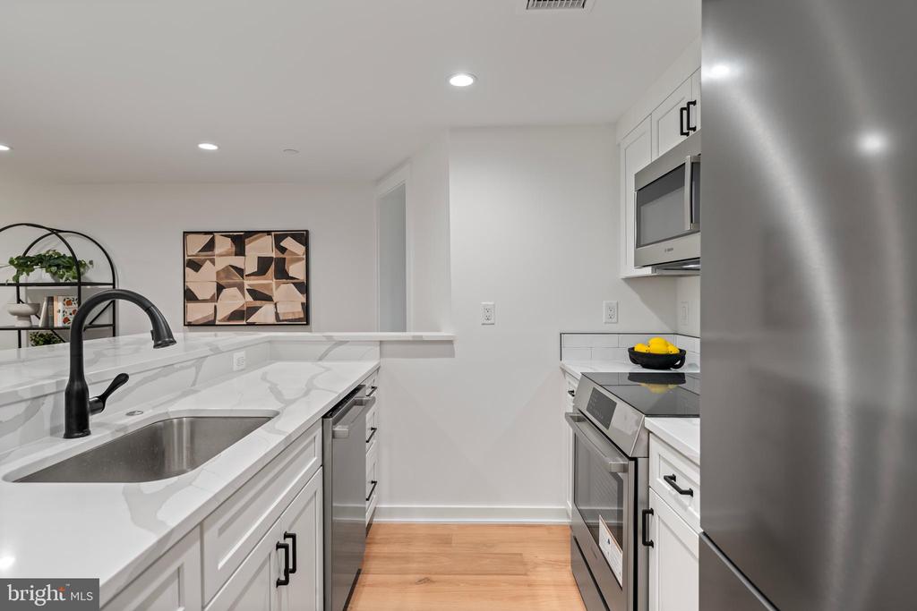 131 11TH STREET NE Unit: A