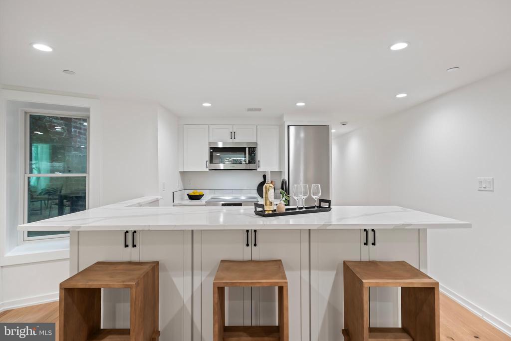 131 11TH STREET NE Unit: A
