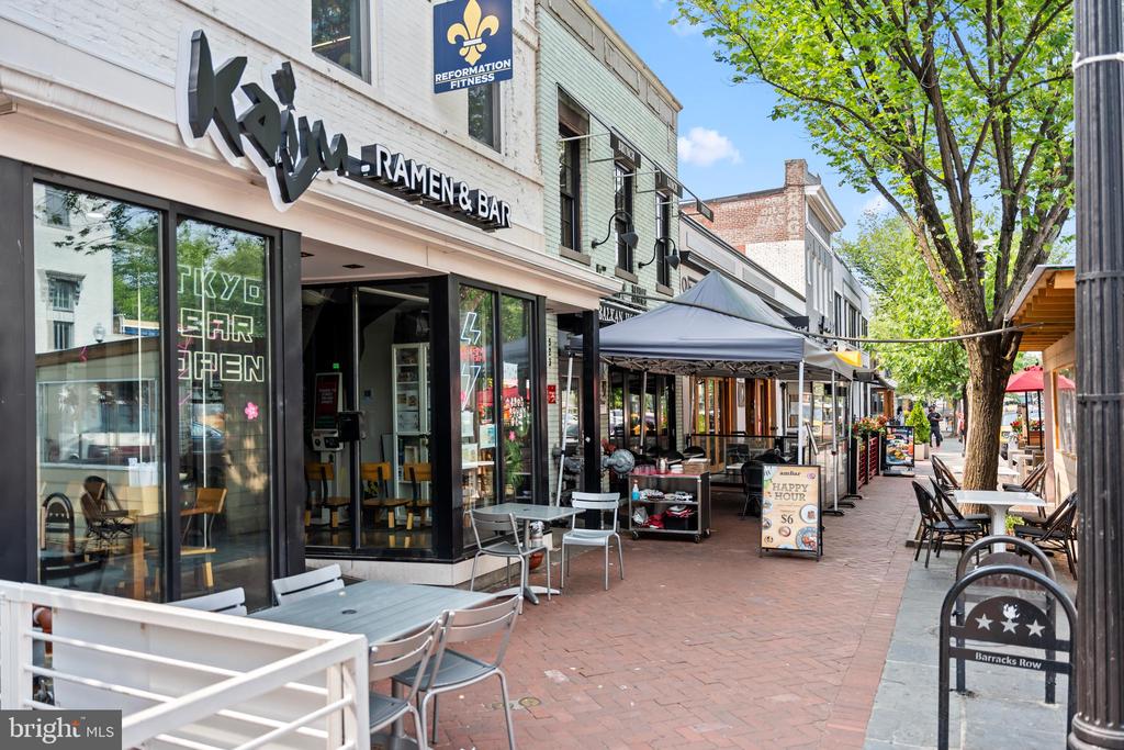 131 11TH STREET NE Unit: A