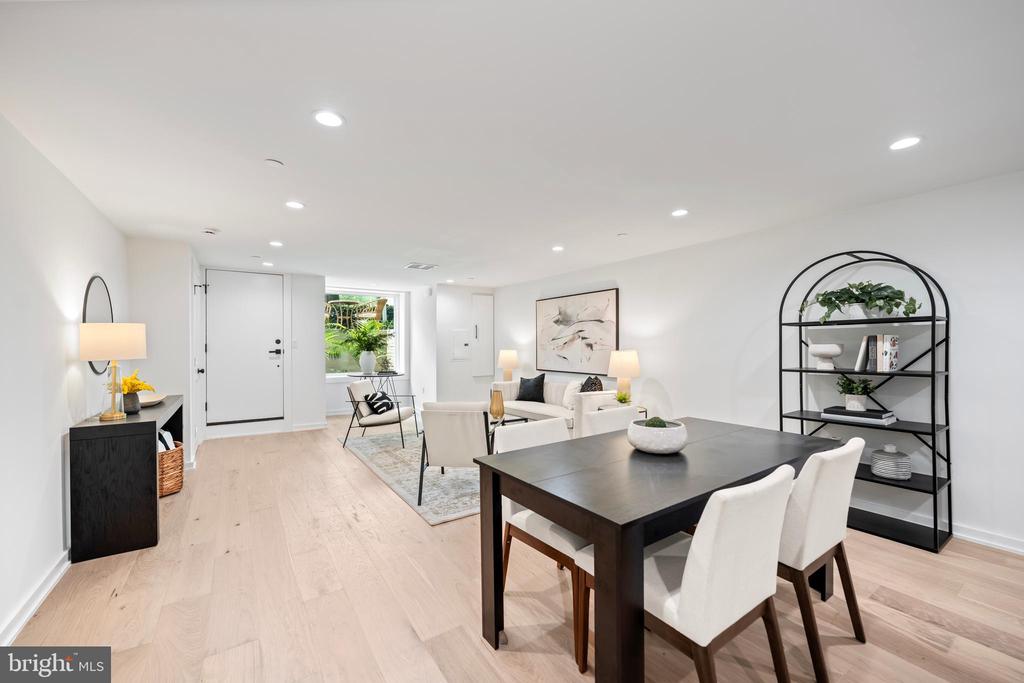 131 11TH STREET NE Unit: A