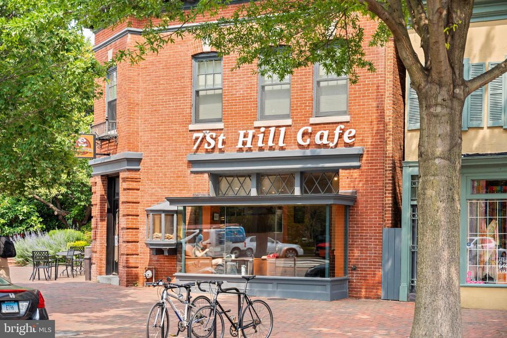 131 11TH STREET NE Unit: A