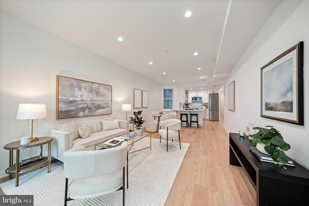 131 11TH STREET NE Unit: B