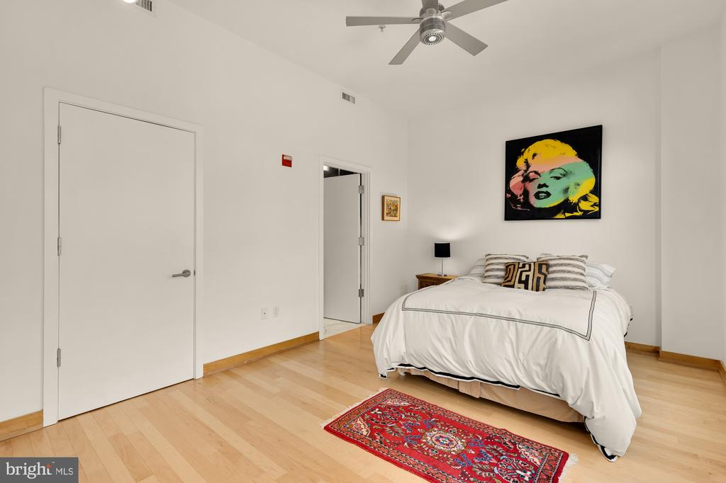 1413 P STREET NW Unit: 404