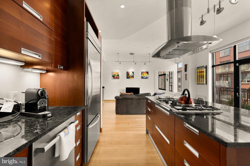 1413 P STREET NW Unit: 404