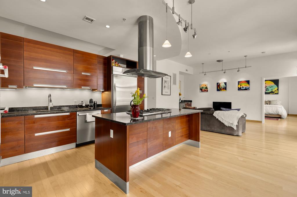 1413 P STREET NW Unit: 404