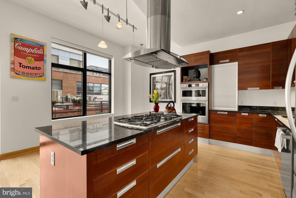 1413 P STREET NW Unit: 404