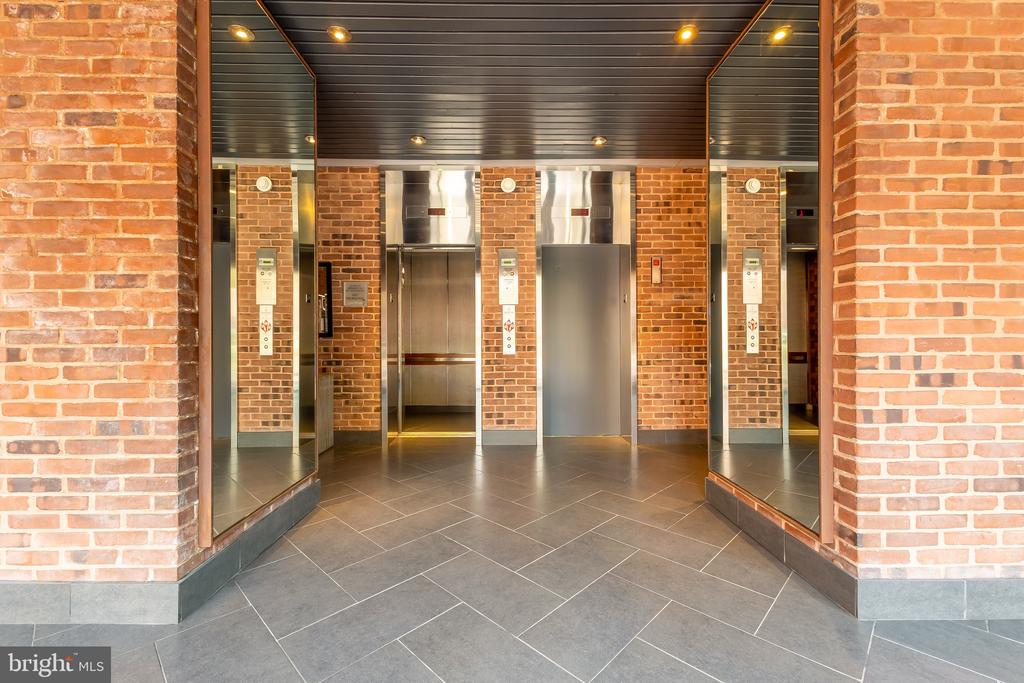 3251 PROSPECT STREET NW Unit: 308