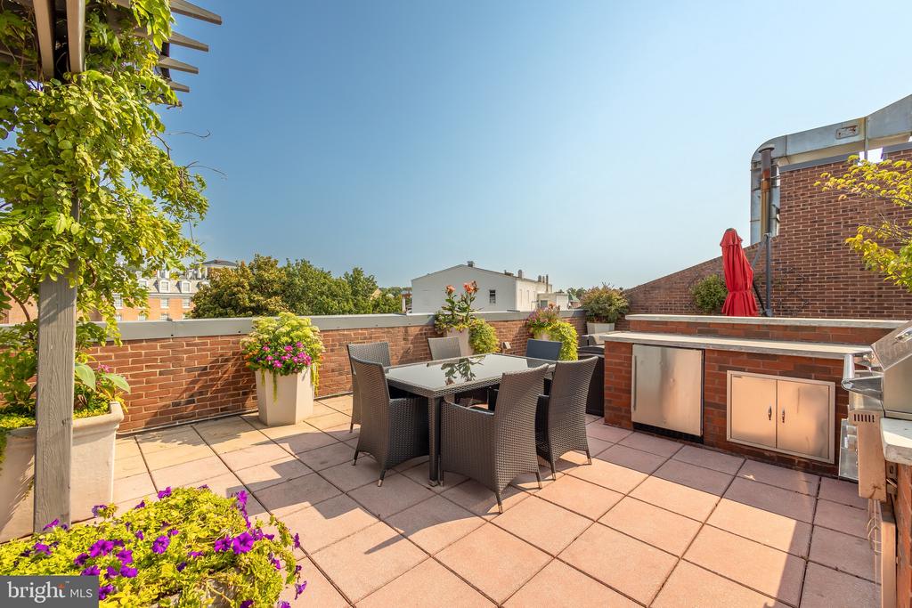 3251 PROSPECT STREET NW Unit: 308