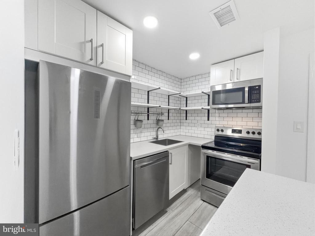 1813 8TH STREET NW Unit: #LL