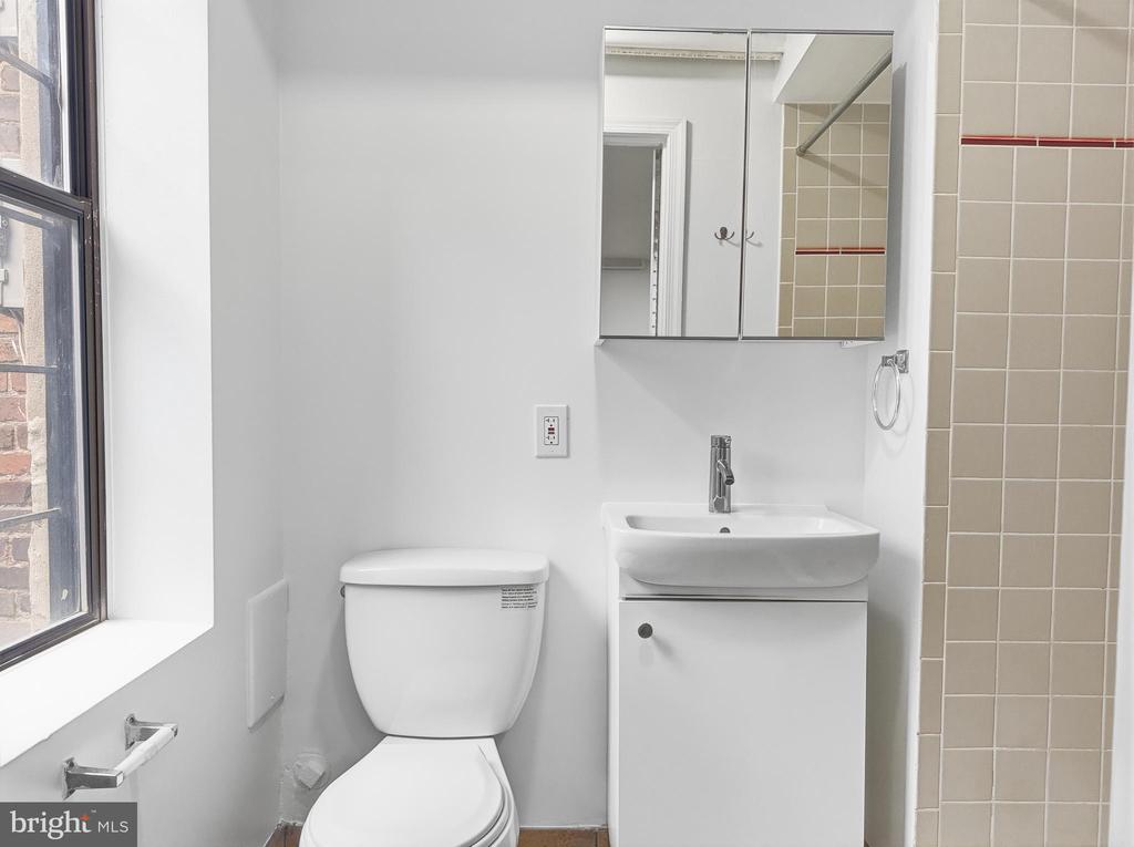 1813 8TH STREET NW Unit: #LL