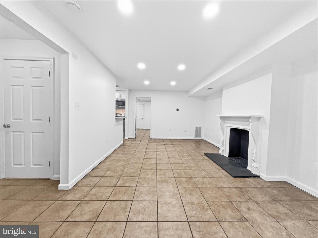 1813 8TH STREET NW Unit: #LL