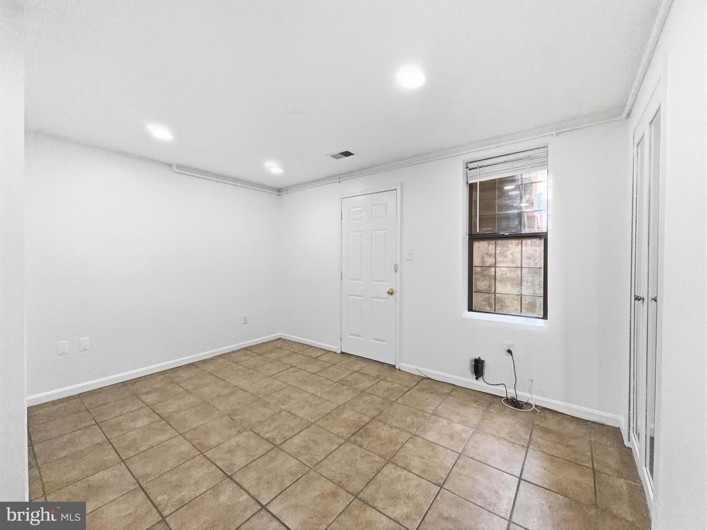1813 8TH STREET NW Unit: #LL