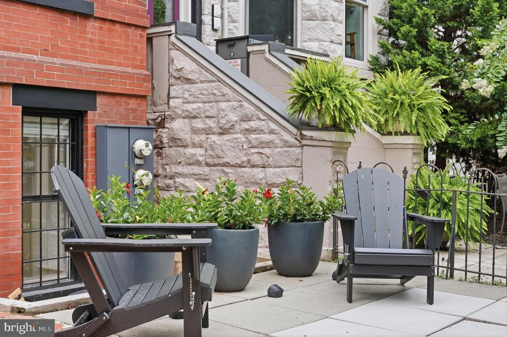 1813 8TH STREET NW Unit: #LL