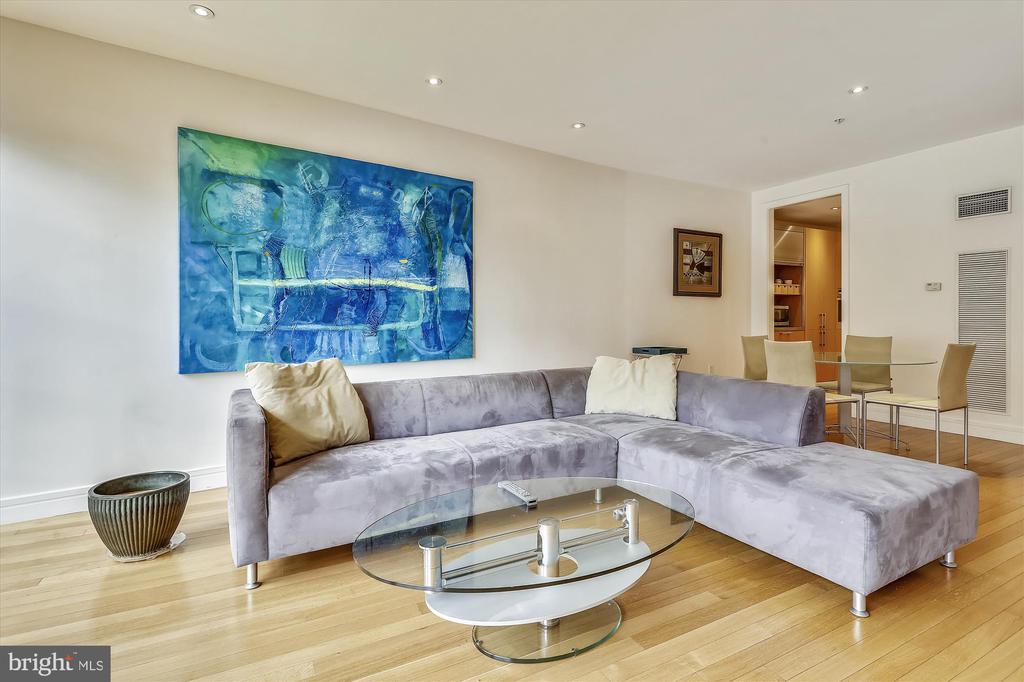 3303 WATER STREET NW Unit: 5N