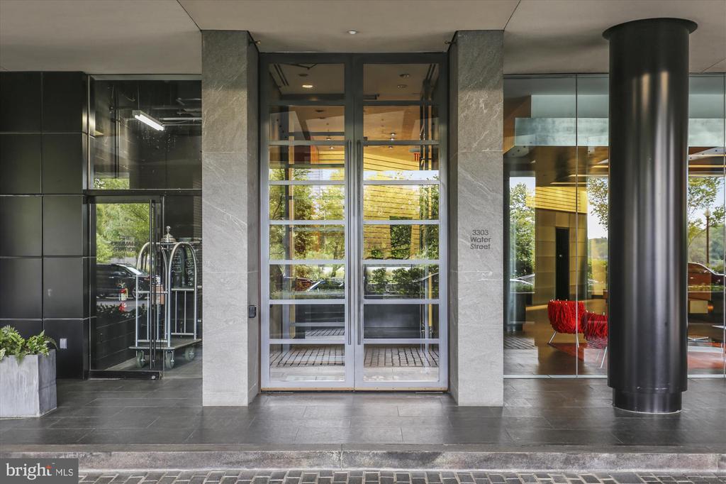 3303 WATER STREET NW Unit: 5N