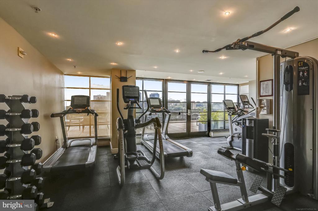 3303 WATER STREET NW Unit: 5N