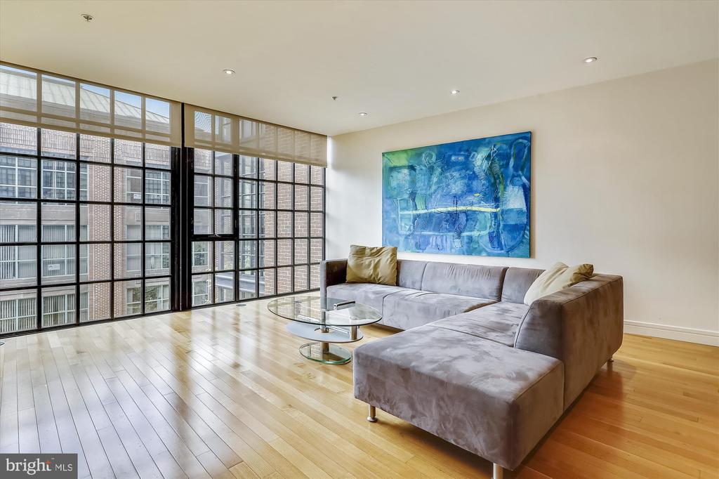 3303 WATER STREET NW Unit: 5N