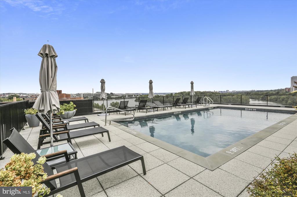 3303 WATER STREET NW Unit: 5N