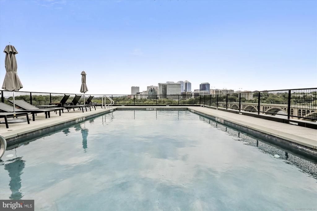 3303 WATER STREET NW Unit: 5N