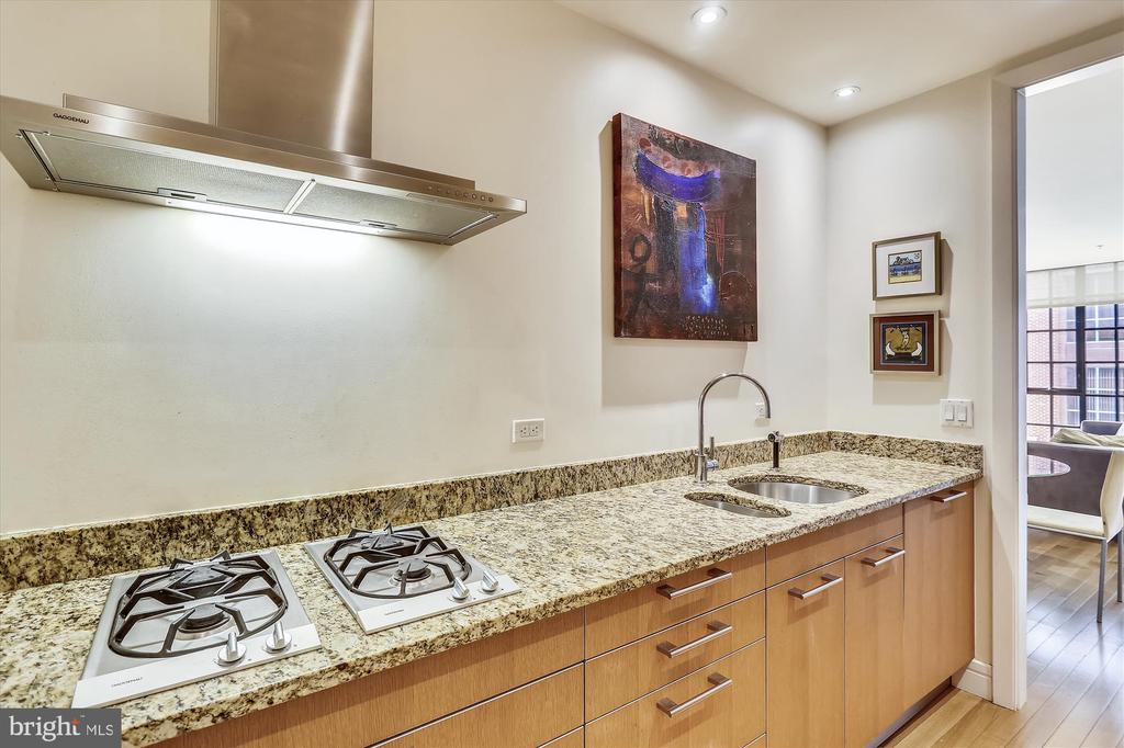 3303 WATER STREET NW Unit: 5N