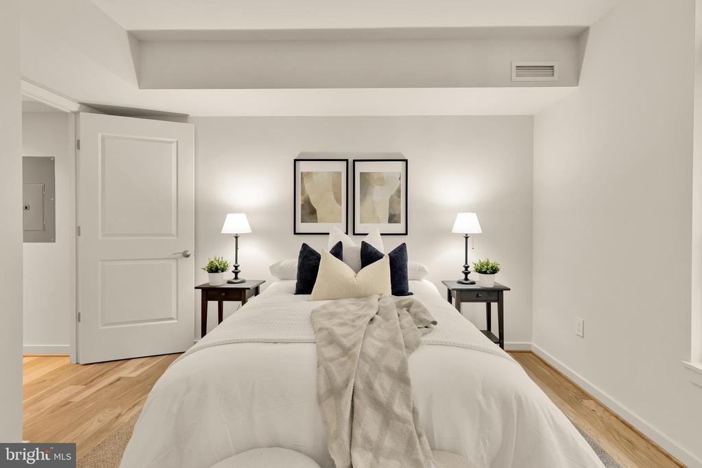1025 1ST STREET SE Unit: 406