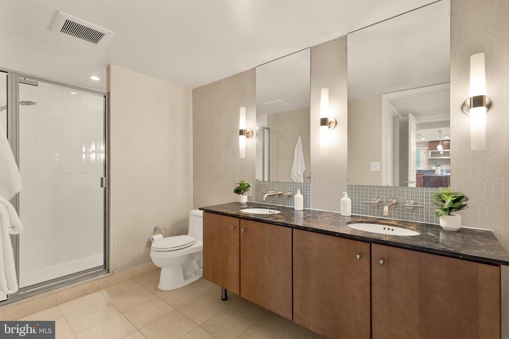 1025 1ST STREET SE Unit: 406