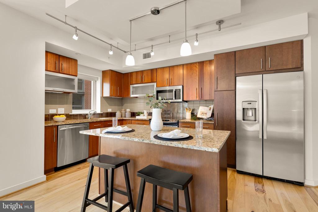 1025 1ST STREET SE Unit: 406