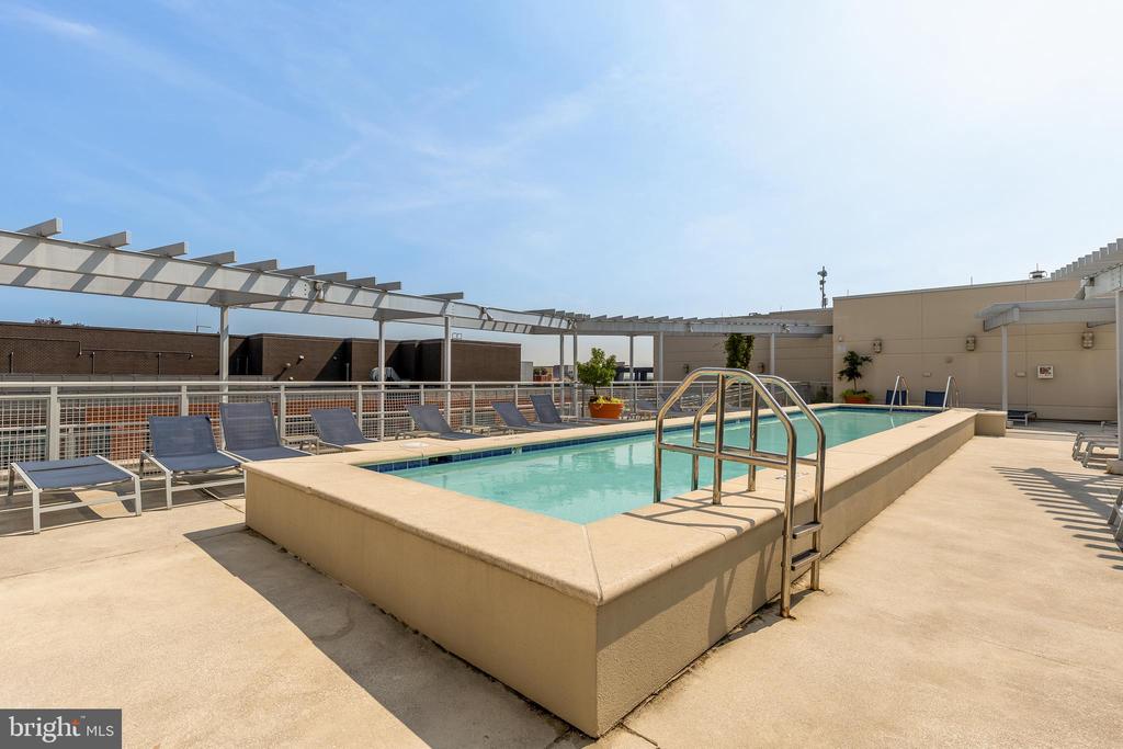 1025 1ST STREET SE Unit: 406