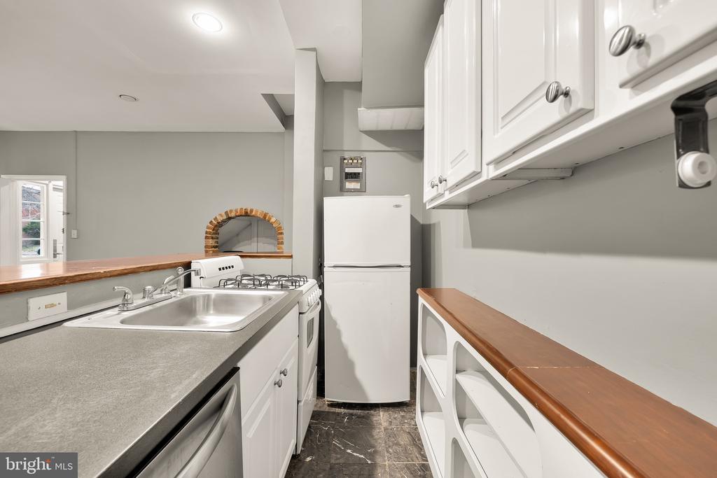 500 9TH STREET SE