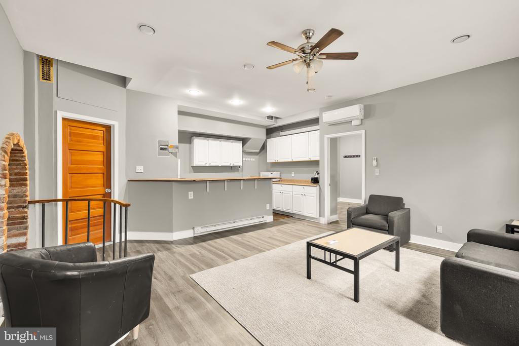 500 9TH STREET SE