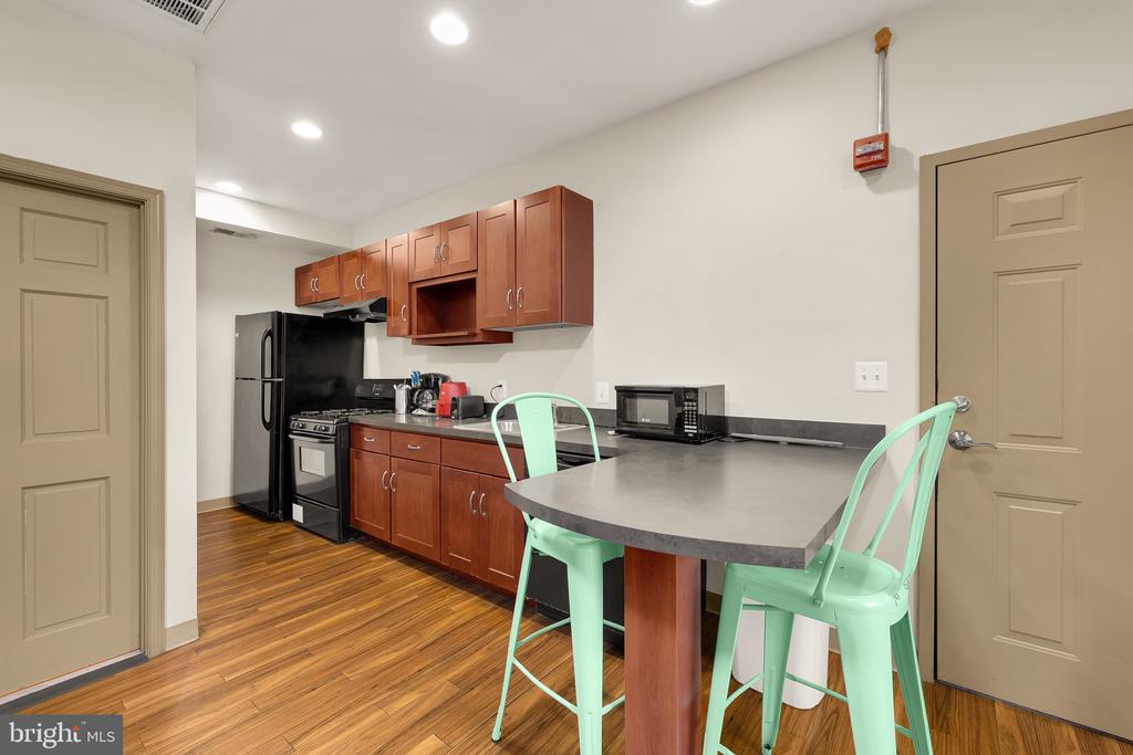 500 9TH STREET SE