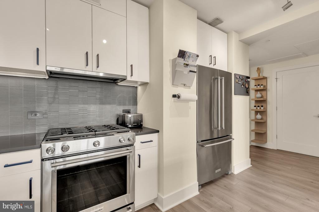 88 V STREET SW Unit: 414