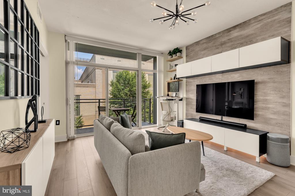 88 V STREET SW Unit: 414