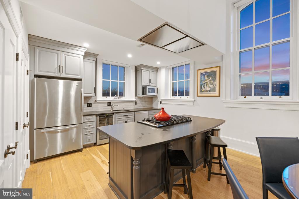 725 5TH STREET SE Unit: 23