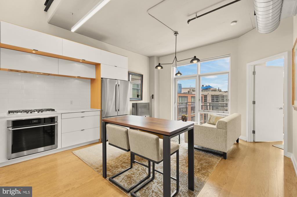1515 15TH STREET NW Unit: 701