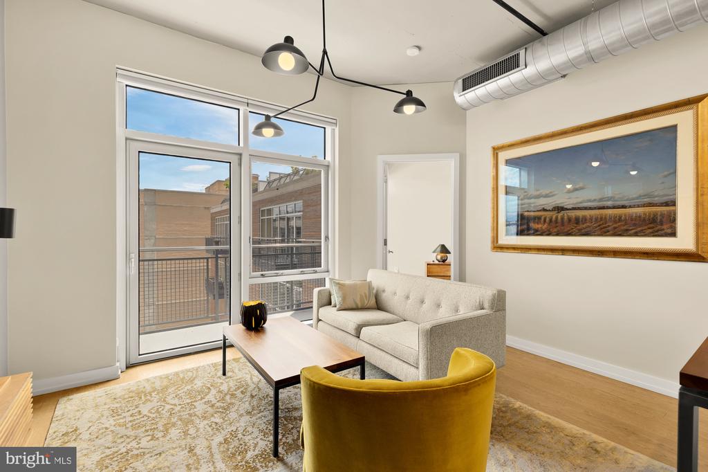 1515 15TH STREET NW Unit: 701