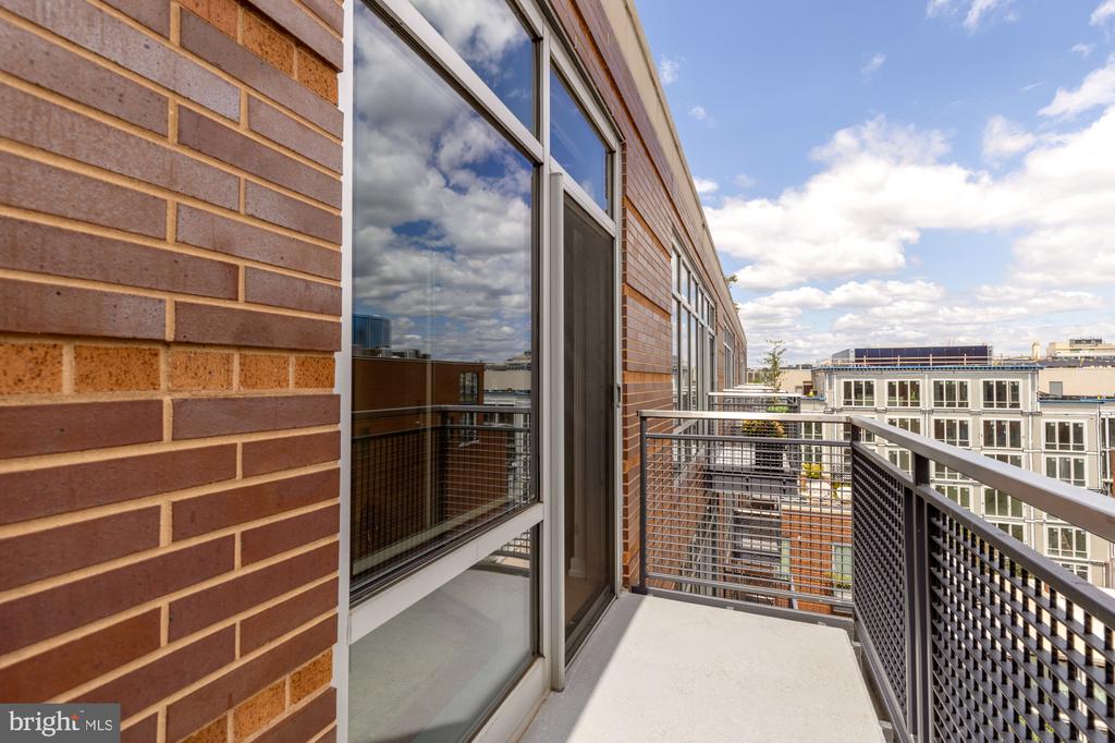 1515 15TH STREET NW Unit: 701