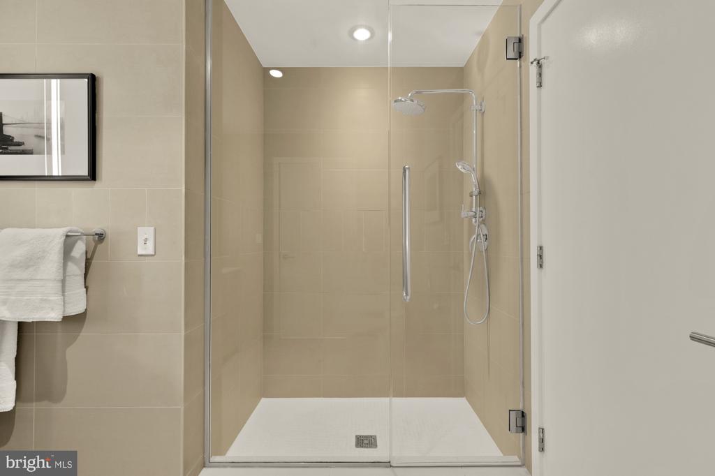 1515 15TH STREET NW Unit: 701