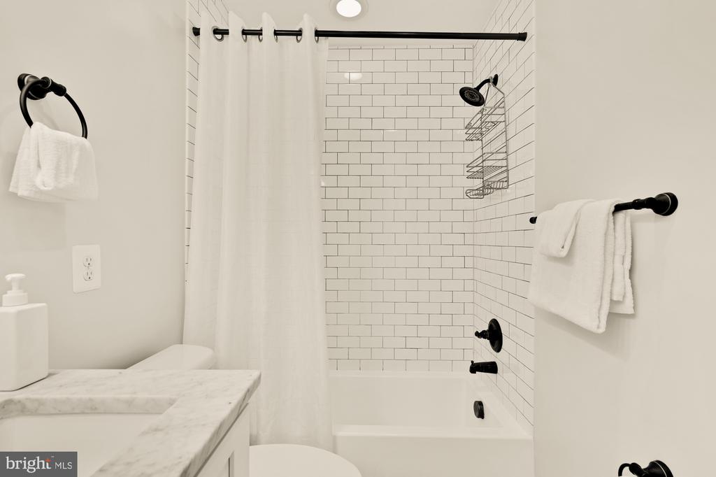 1247 OATES STREET NE Unit: A