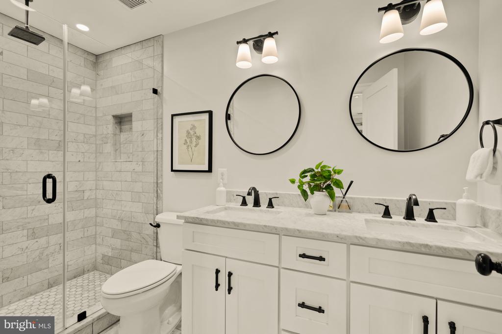 1247 OATES STREET NE Unit: A