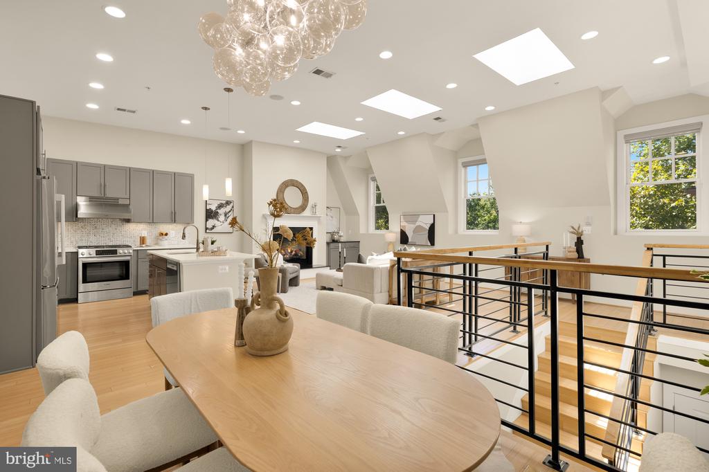 1923 12TH STREET NW Unit: 3