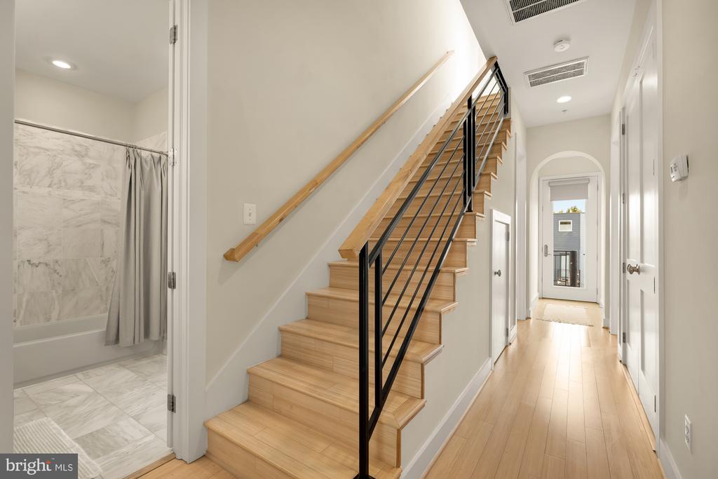 1923 12TH STREET NW Unit: 3